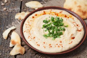 أسهل من كده مفيش .. “طريقة عمل الطحينة” الشهية والصحية في المنزل من الشيف فاطمة الحاتي