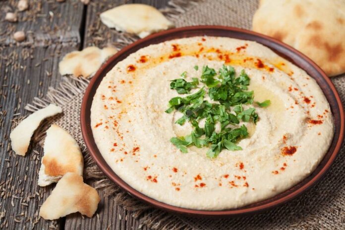 طريقة عمل سلطة الطحينة بوصفة سريعة وسهلة
