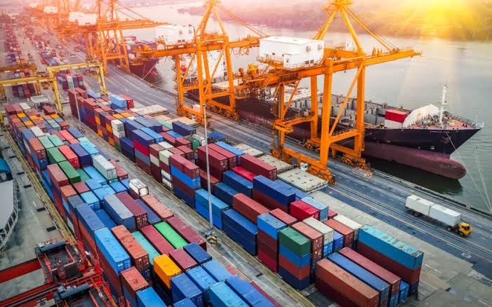 صادرات الصناعات الغذائية المصرية ترتفع إلى العراق بنسبة 32% في عام 2023