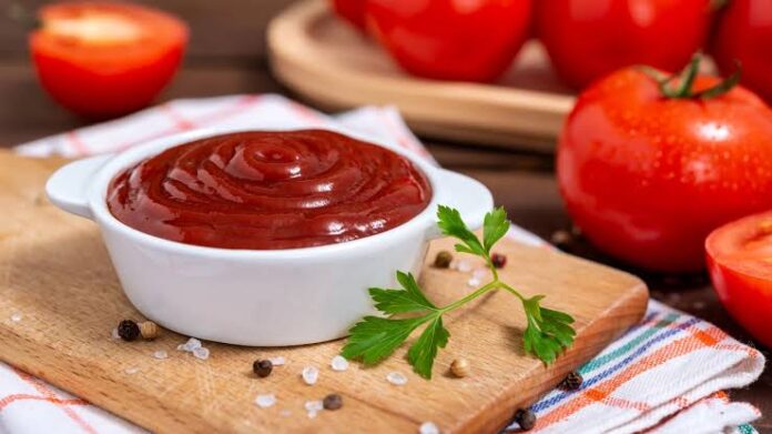 طريقة عمل الكاتشب مثل الجاهز في المنزل